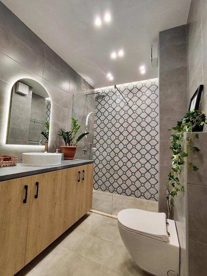 Modern Style 2Br-Apt - 10Min To Skanderbeg Square Tirana Exterior foto
