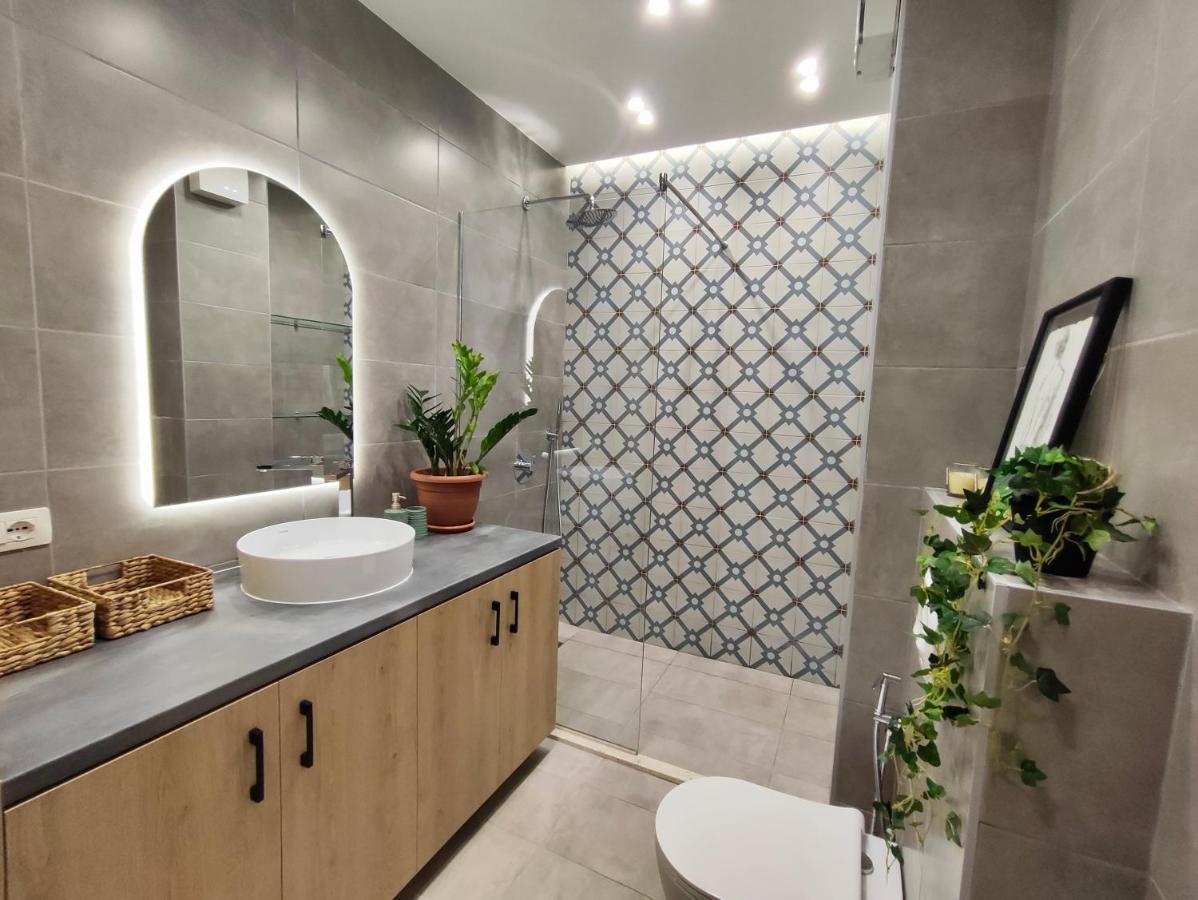 Modern Style 2Br-Apt - 10Min To Skanderbeg Square Tirana Exterior foto